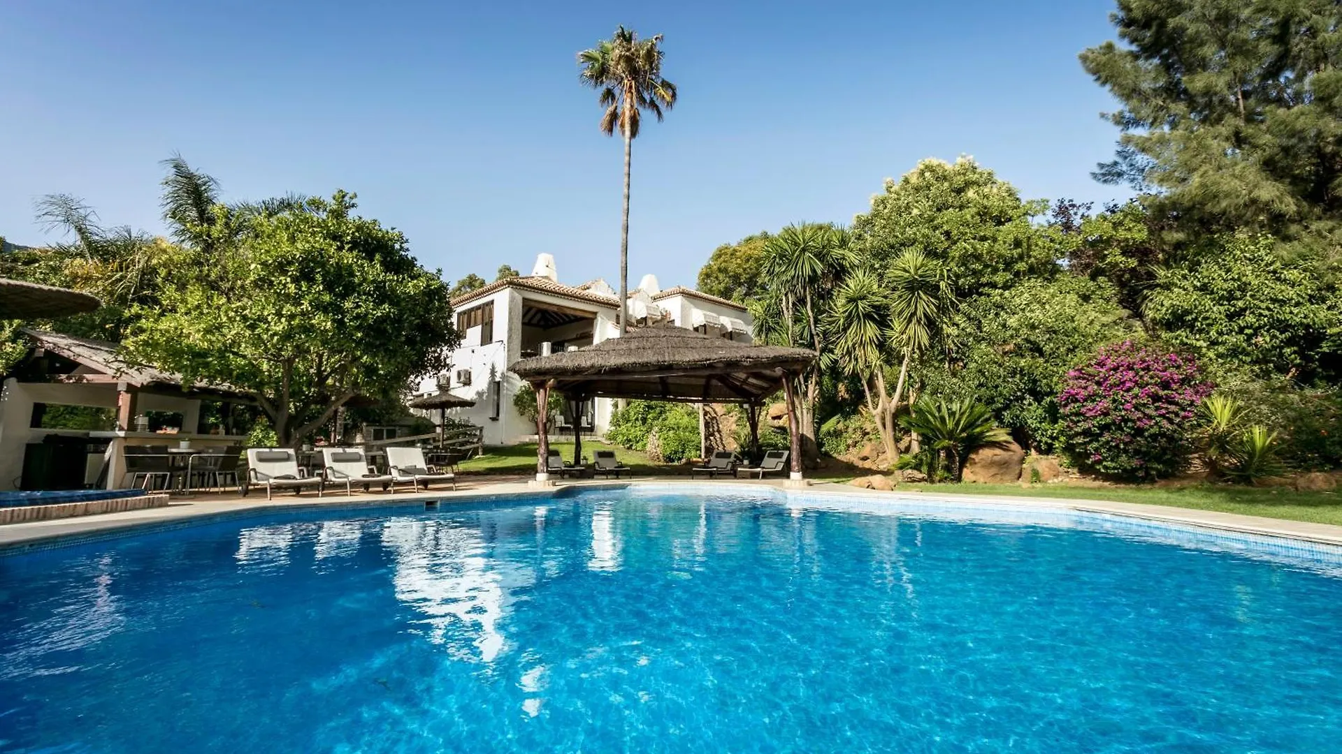 Villa Bermeja Casares